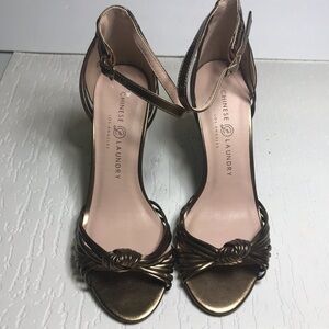 Chinese Laundry copper ankle strap sandals 7 nwot